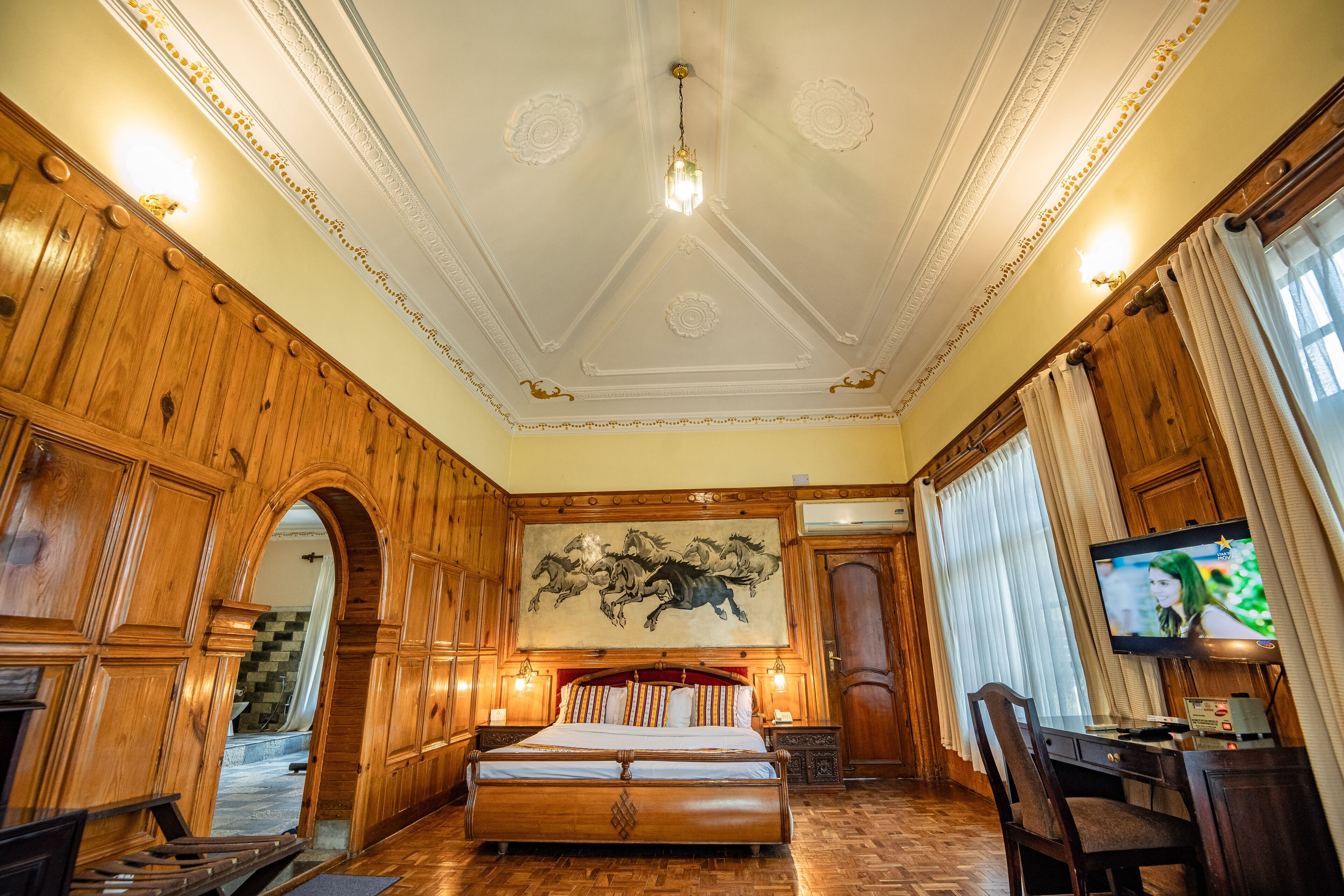 スイート | セーフティボックス (室内)、デスク、可動式ベッド、WiFi (無料)