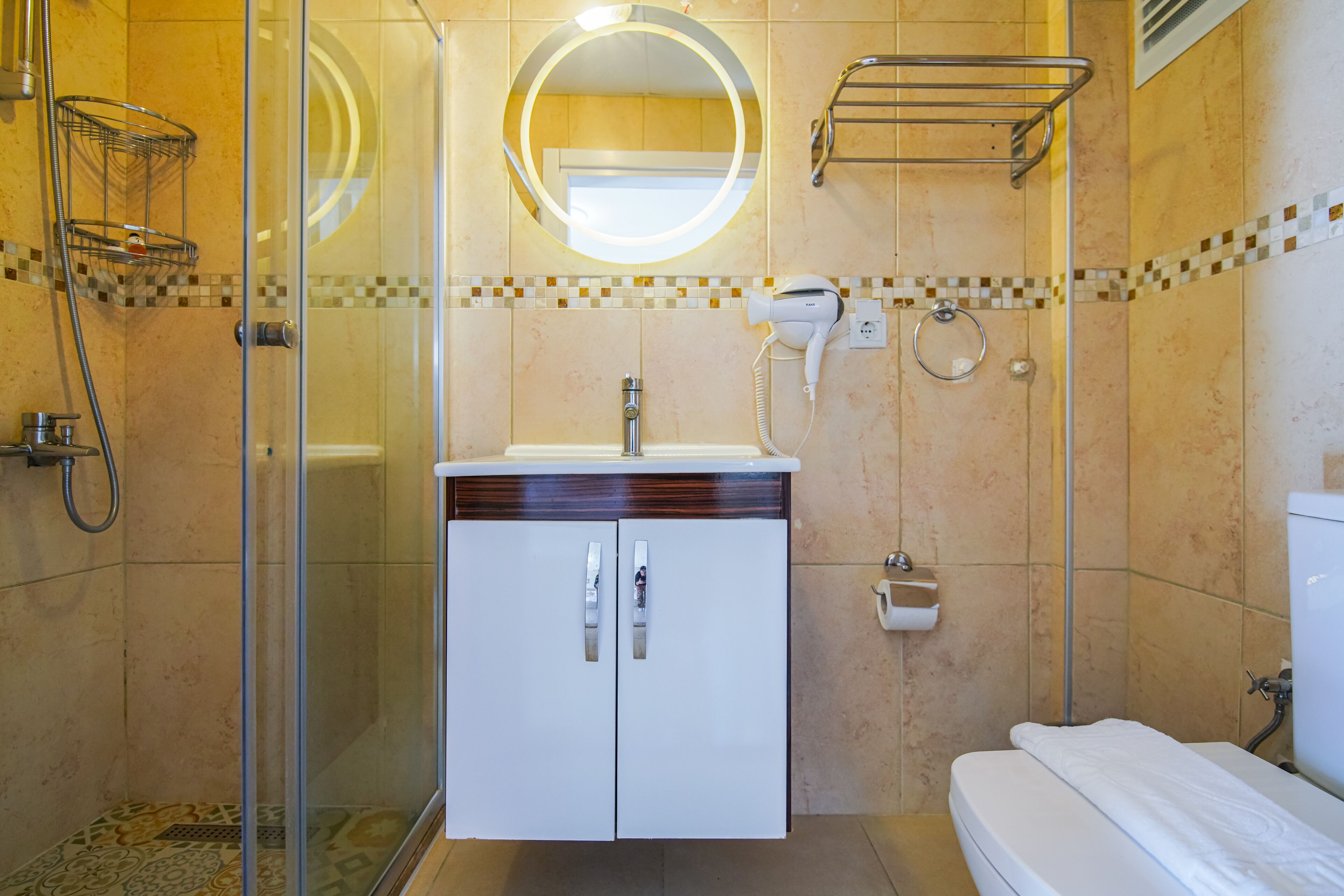 comfort triple room, city view | bathroom | shower, free toiletries, hair dryer, slippers