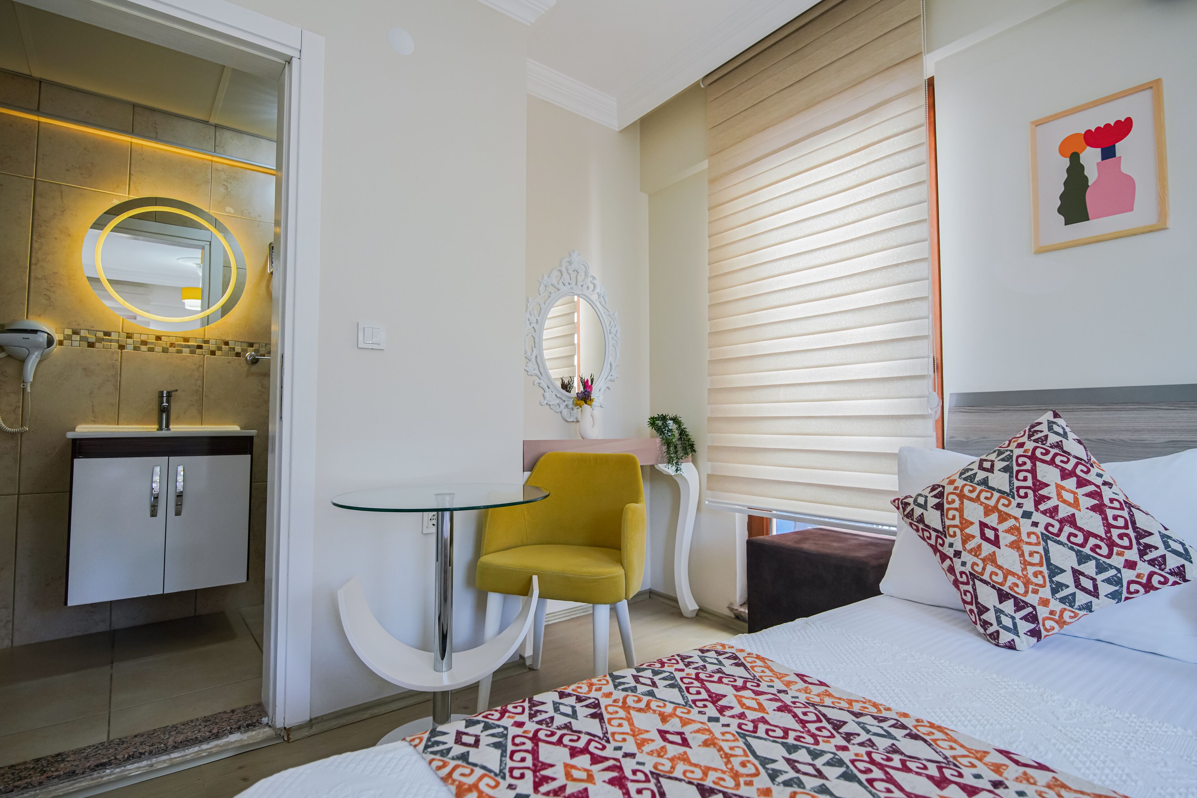 comfort triple room | 1 bedroom, iron/ironing board, free wifi, bed sheets