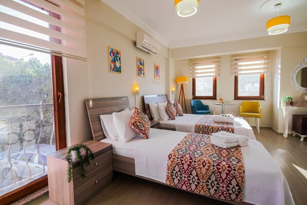 Comfort Triple Room, City View | Iron/ironing board, free WiFi, bed sheets - Ada Olympos Hotel (Bozcaada)
