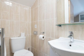 Bathroom - The Dakota (Coventry)