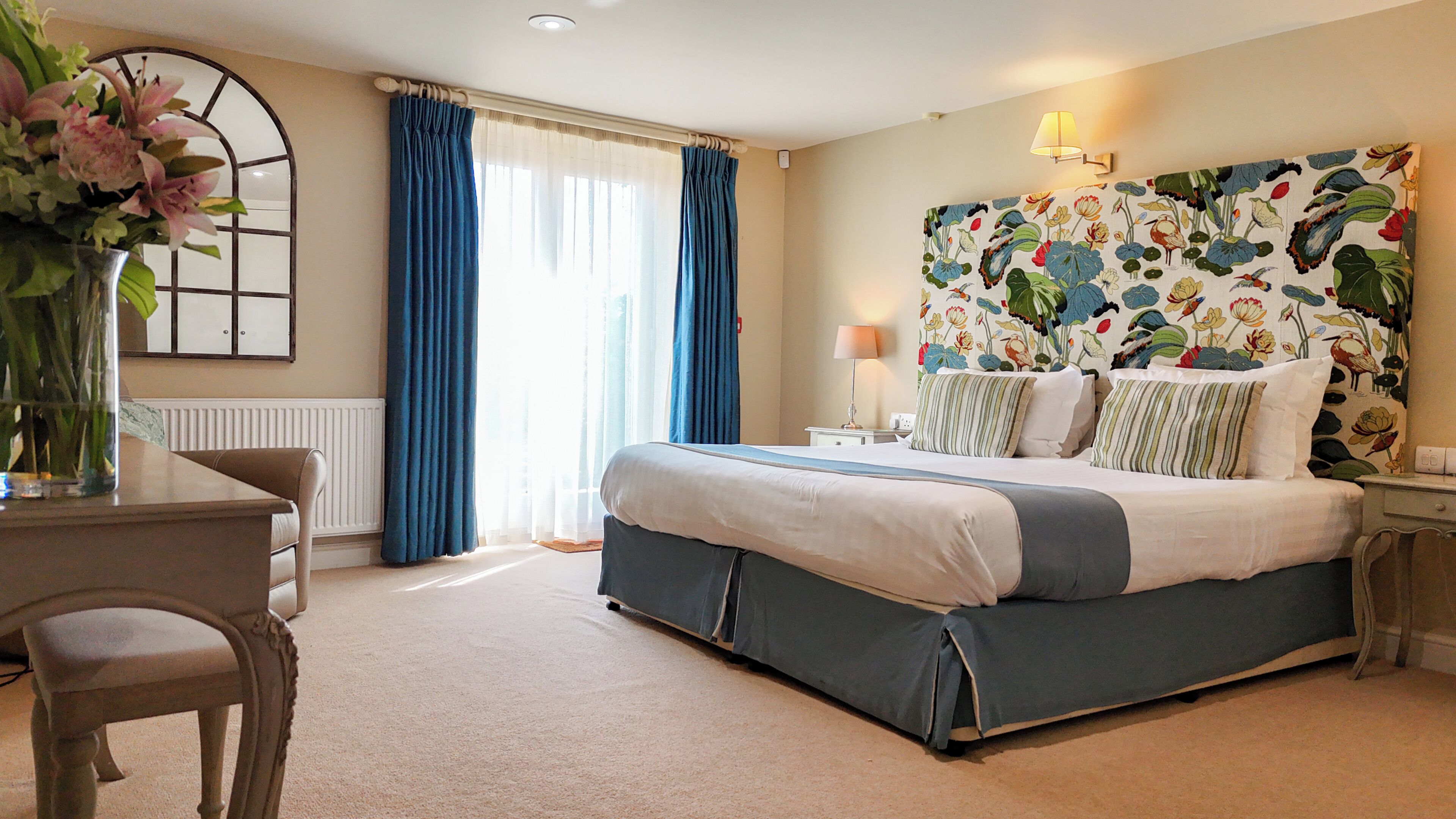 Deluxe Room, 1 King Bed (The Mark Catesby) | In-room safe, desk, soundproofing, iron/ironing board