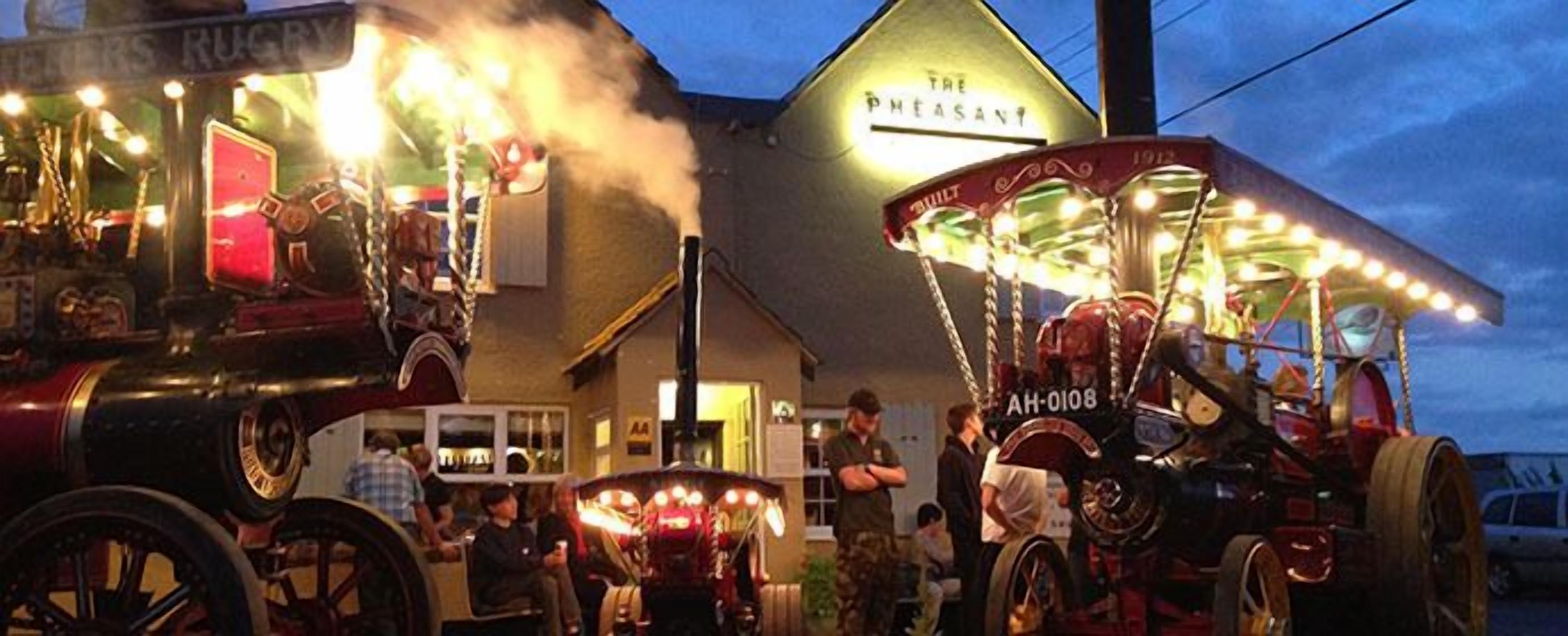 واجهة المنشأة - في المساء/الليل