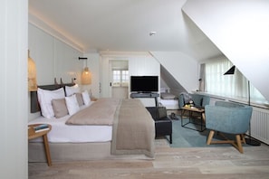 Chambre Supérieure, 1 lit double | Literie hypoallergénique, articles gratuits dans le mini-bar