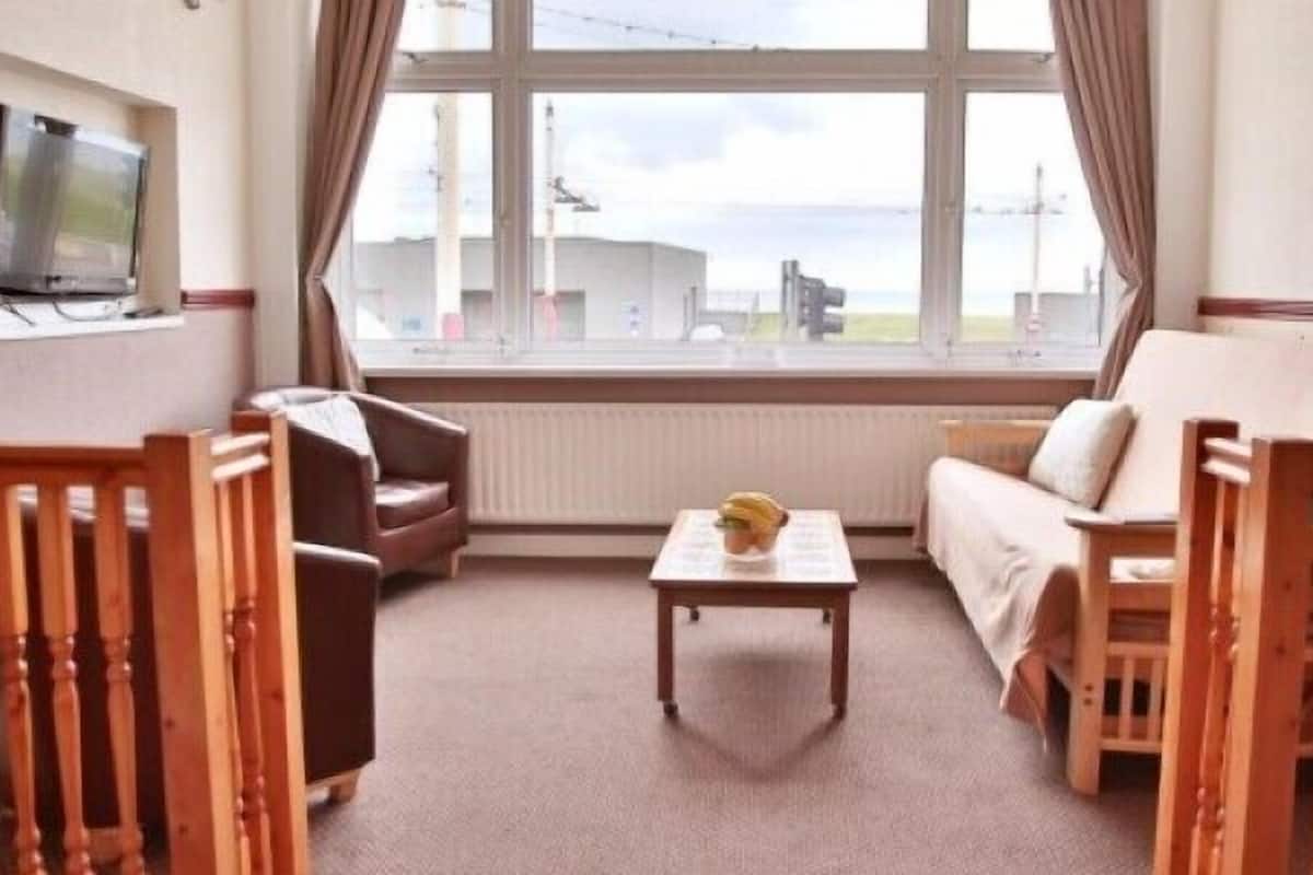 Apartment, 1 Bedroom, Sea View, Ground Floor (#1) | Living room