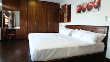 4 dormitorios, mobiliario individual, wifi gratis