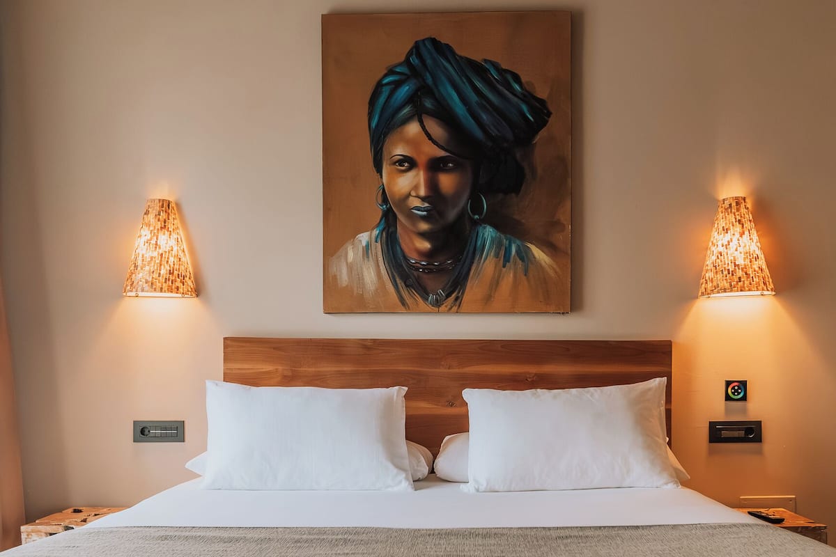 Quarto standard | Frigobar, cofres nos quartos, escrivaninha