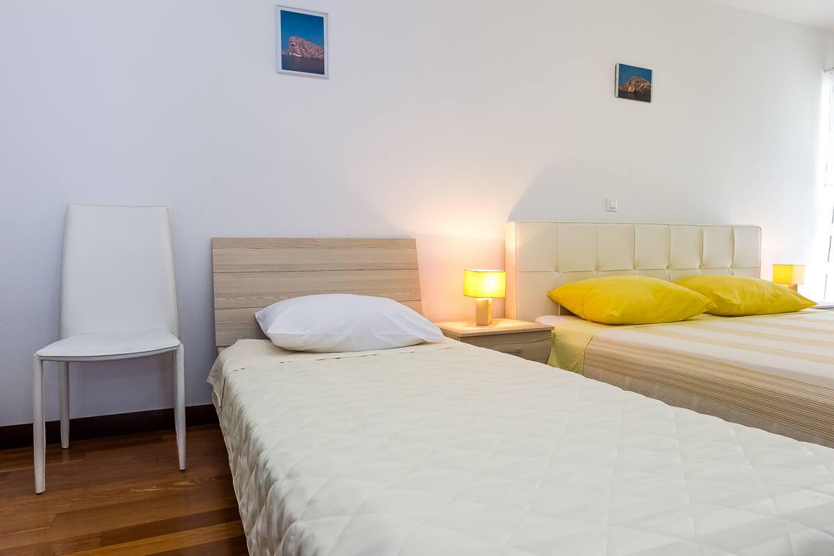 Departamento exclusivo, 1 habitación, balcón, vista a la alberca (A5)