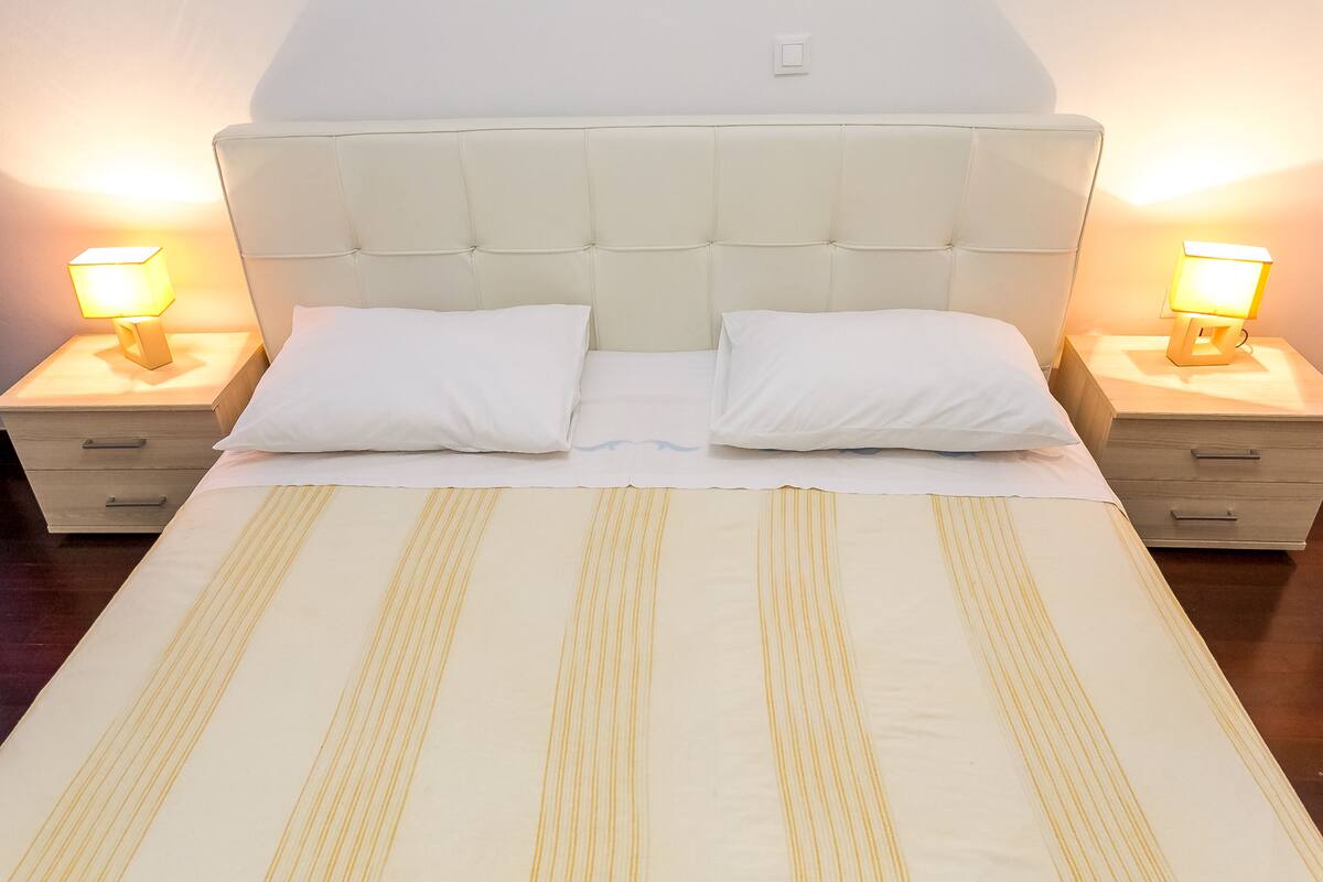 Departamento de lujo, 1 habitación, balcón, vista al mar (A7)