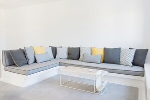 複式房屋, 3 間臥室, 海景, 海濱 (Blue House 120m2) | 客廳 | LCD 電視