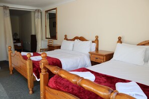 Ropa de cama hipoalergénica, wifi gratis y ropa de cama 