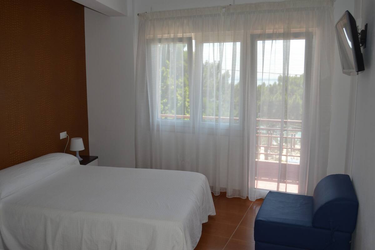Chambre Double, terrasse, vue plage