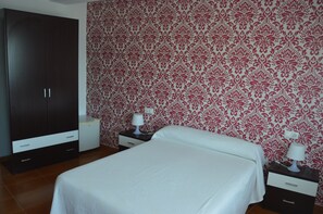 Chambre Double, terrasse, vue plage