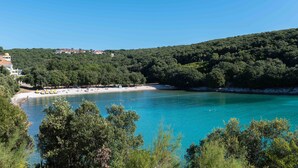 Beach/ocean view - Resort Duga Uvala (Marcana)