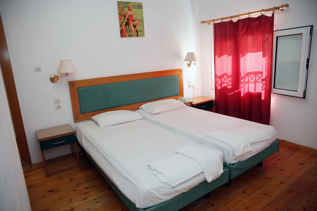 1 bedroom, free WiFi, bed sheets