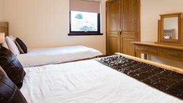 3 chambres, fer et planche Ă repasser, lit parapluie, Wi-Fi gratuit