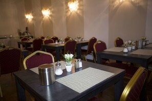 Desayuno buffet incluido todos los días