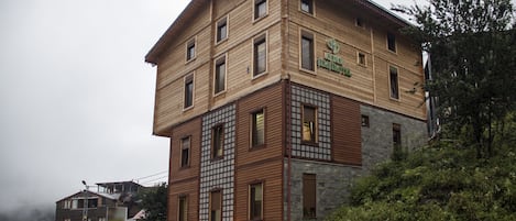 Façade de lâhĂ©bergement