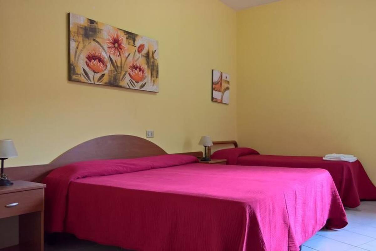 Triple Room