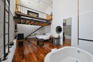 Master suite Tepeztate | 埃及棉床单、高档床上用品、羽绒被、Select Comfort 床