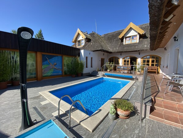 Seasonal outdoor pool