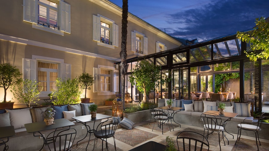 Almayer Art & Heritage Adults Only Hotel & Dépendance Rooms