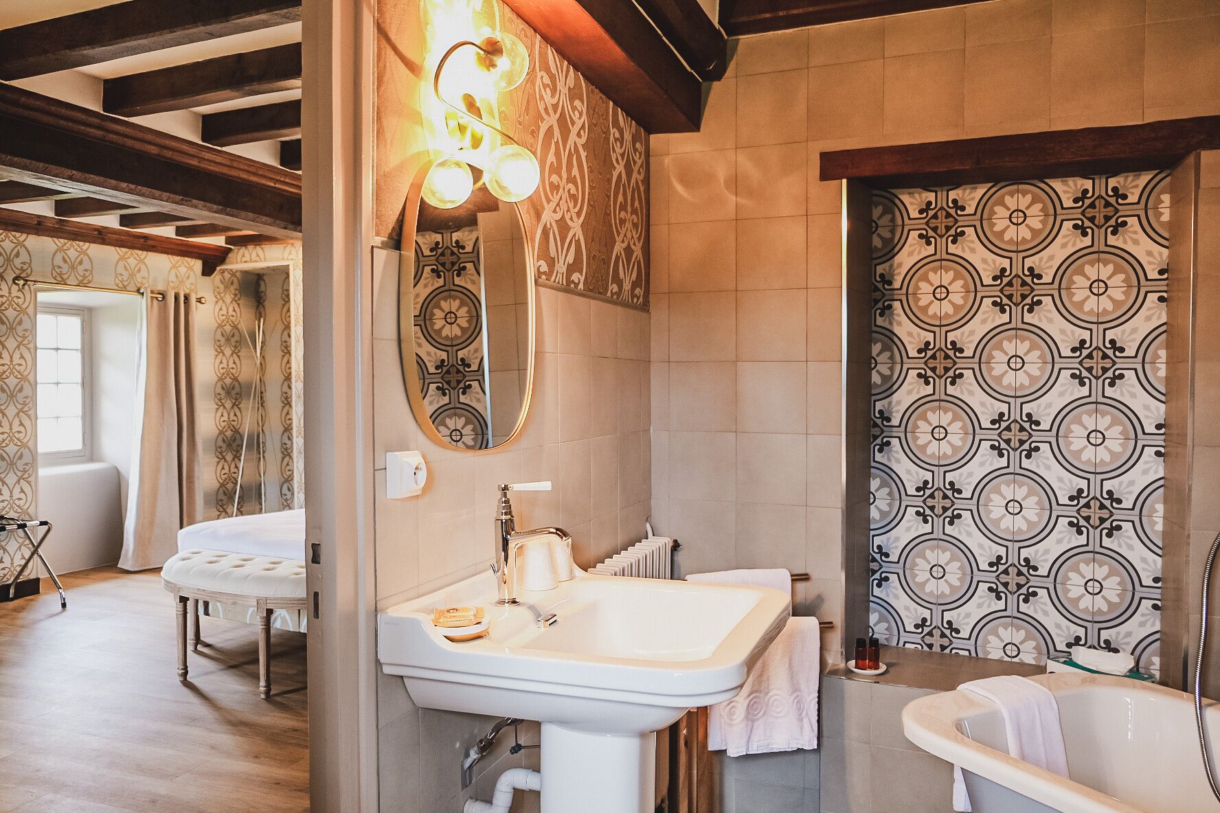 chambre louis de la roque | 1 bedroom, premium bedding, individually decorated, iron/ironing board