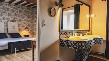 Chambre Louis de la Roque | 浴室 | 免費梳洗用品、風筒、提供毛巾