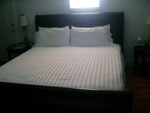 Suíte presidencial, 1 cama King | Escrivaninha, ferros/tábuas de passar roupa, Wi-Fi de cortesia