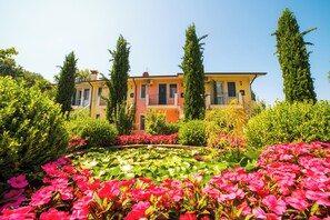 Fountain - Park Residence Il Gabbiano (Moniga del Garda)
