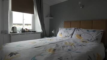 Standard Double Room | Hypo-allergenic bedding available, blackout drapes