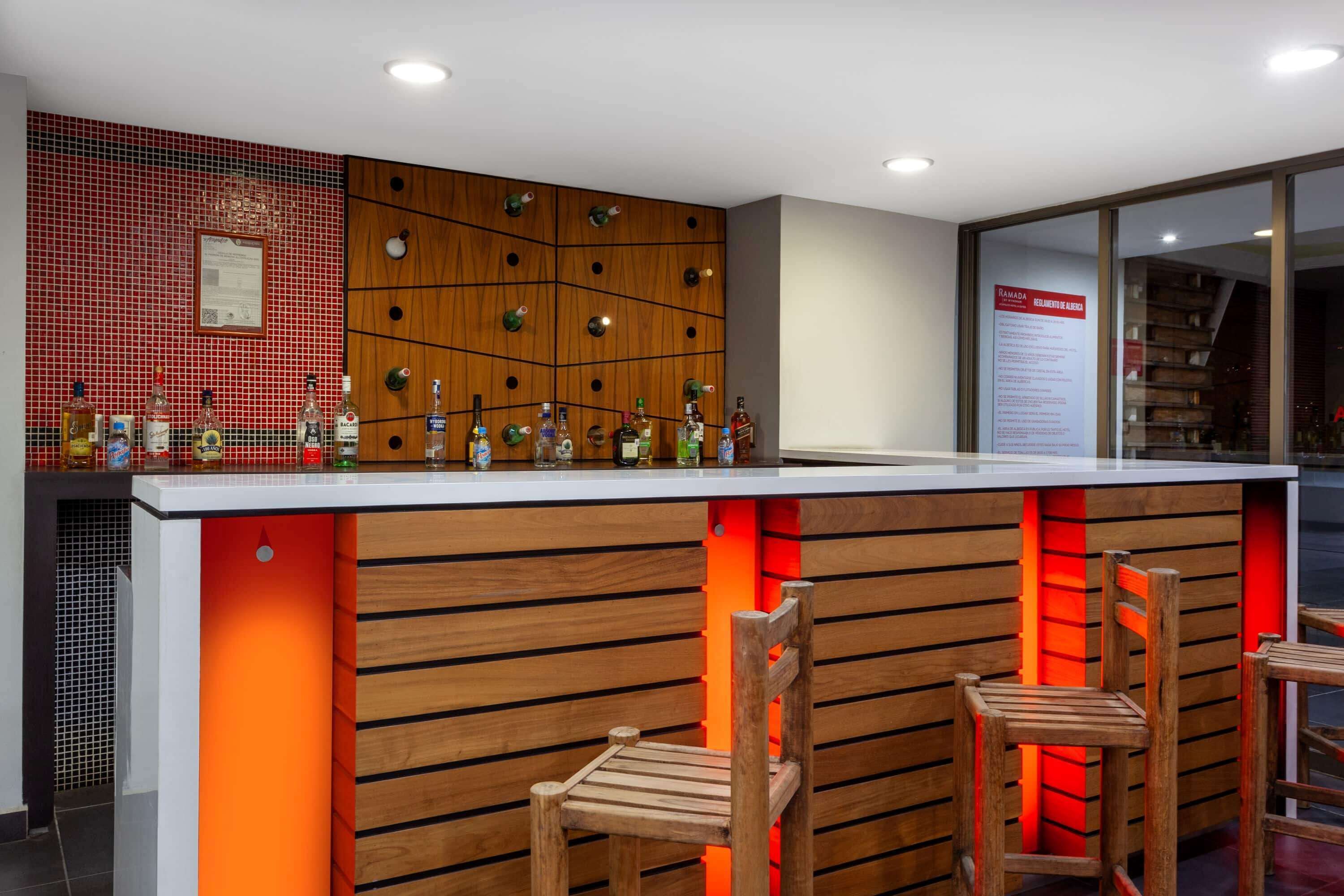 Foto - Ramada by Wyndham Acapulco Hotel & Suites