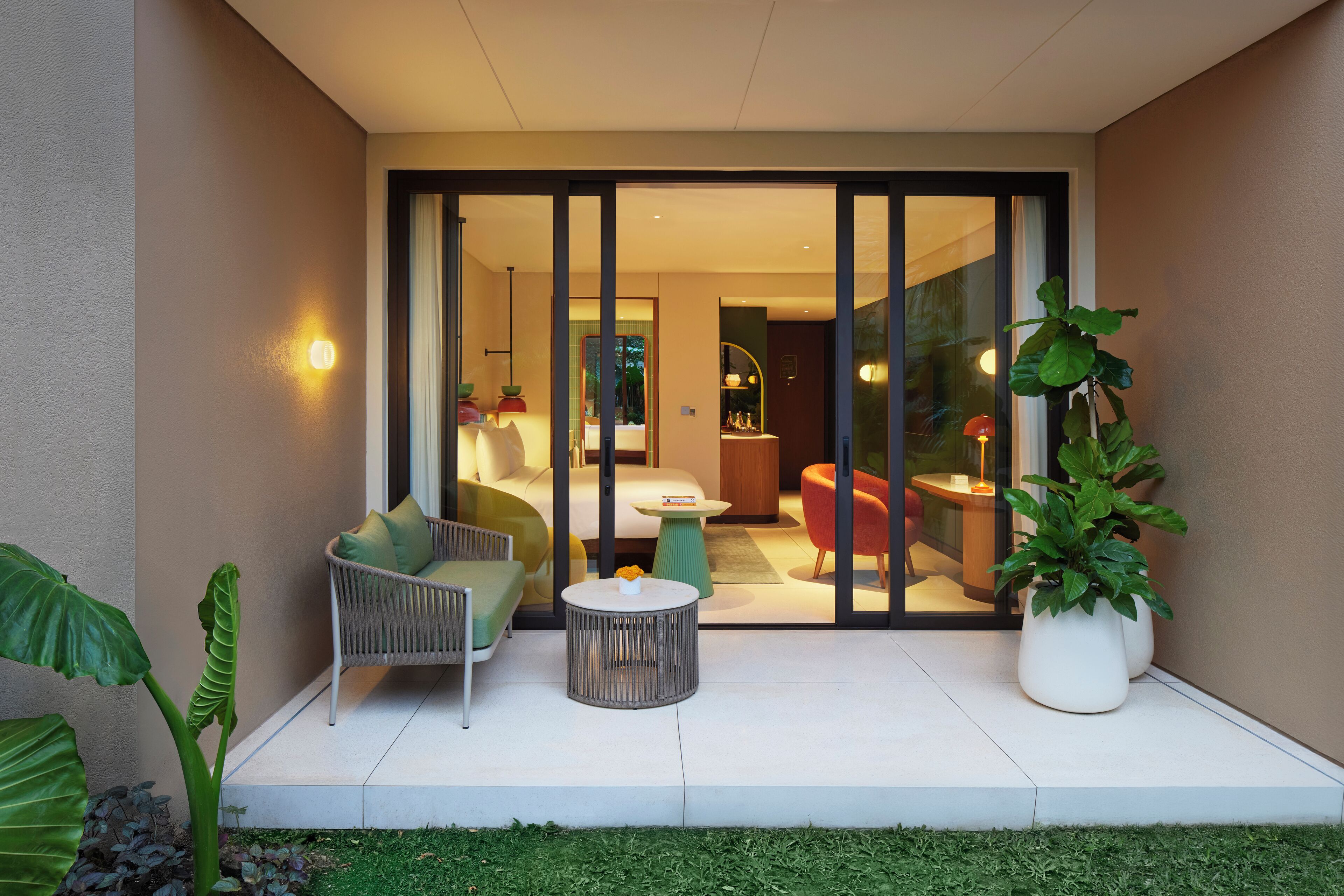 deluxe room, 1 king bed, terrace | minibar, in-room safe, desk, laptop workspace