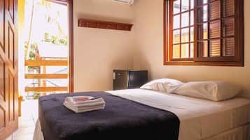 Deluxe Twin Room | Blackout drapes, free WiFi, bed sheets, wheelchair access