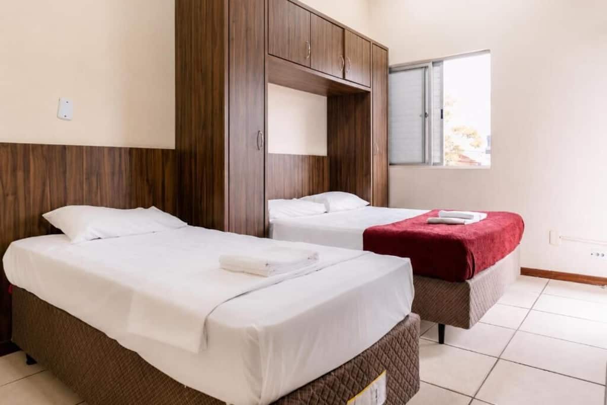 Studio, Balcony | Blackout drapes, WiFi (free), bed sheets