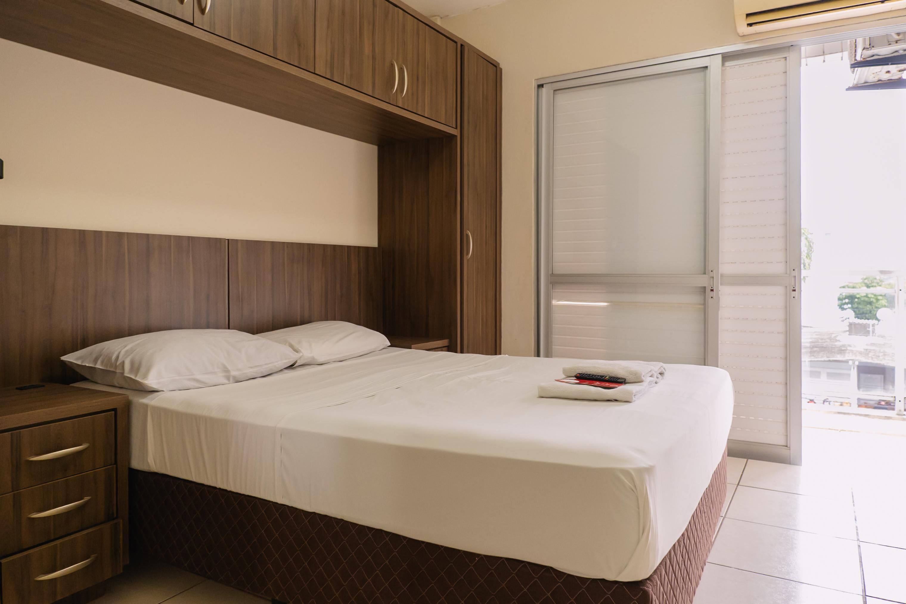 遮光窗帘、免费 WiFi、床单、轮椅无障碍