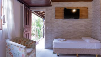 Cortinas blackout, wifi gratis y ropa de cama