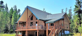 The Hideaway Lodge