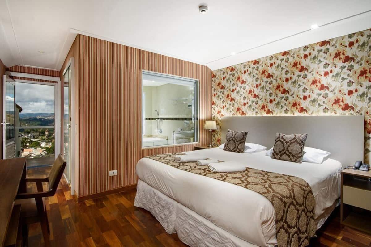 Minibar, blackout curtains, free WiFi, bed sheets