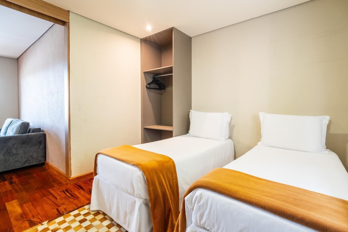 Minibar, rideaux occultants, Wi-Fi gratuit, draps fournis