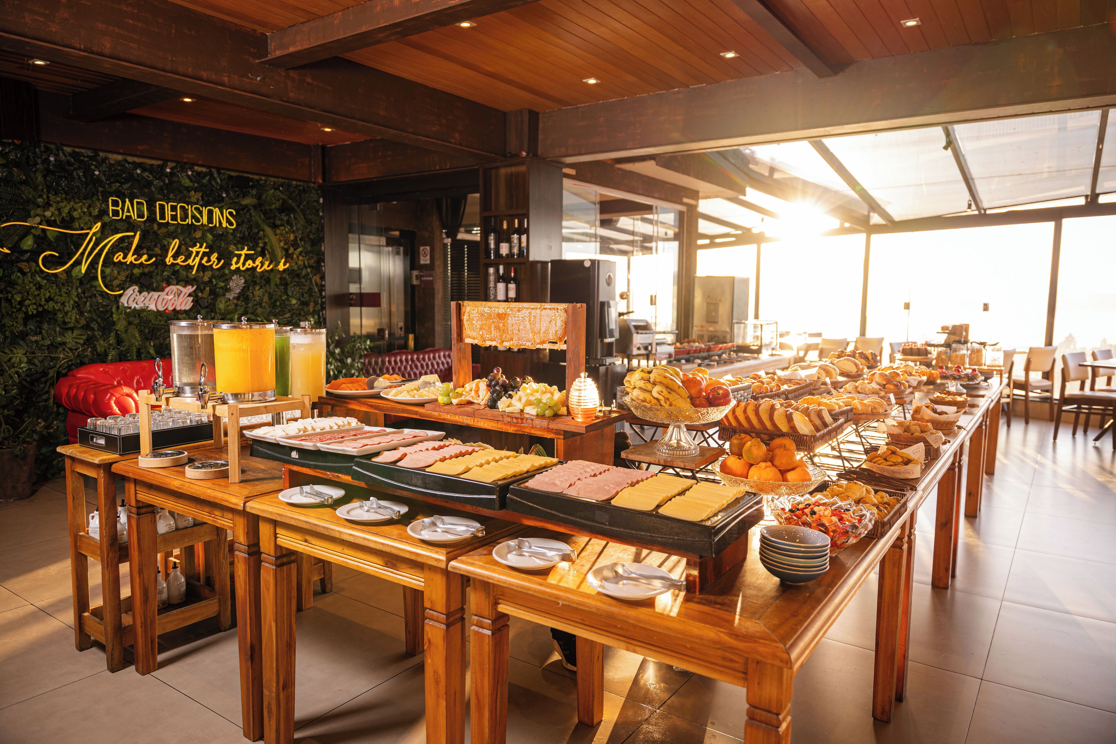 Desayuno buffet incluido todos los días 