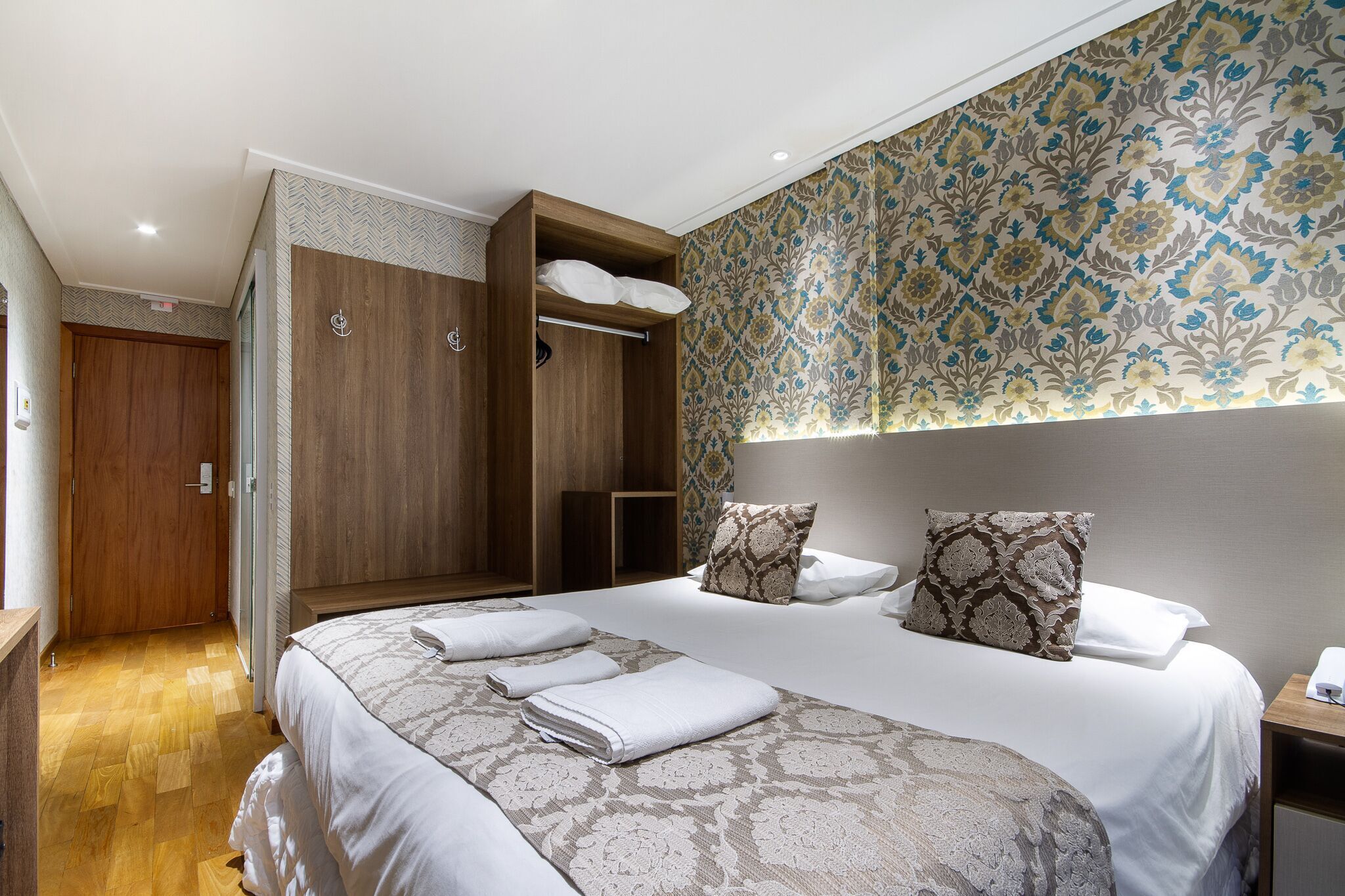 Minibar, blackout curtains, free WiFi, bed sheets
