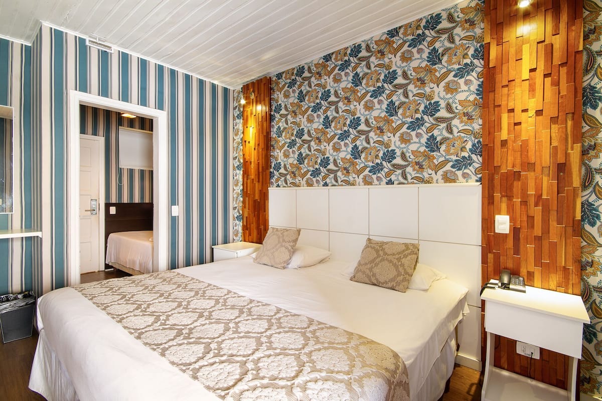 Minibar, blackout curtains, free WiFi, bed sheets