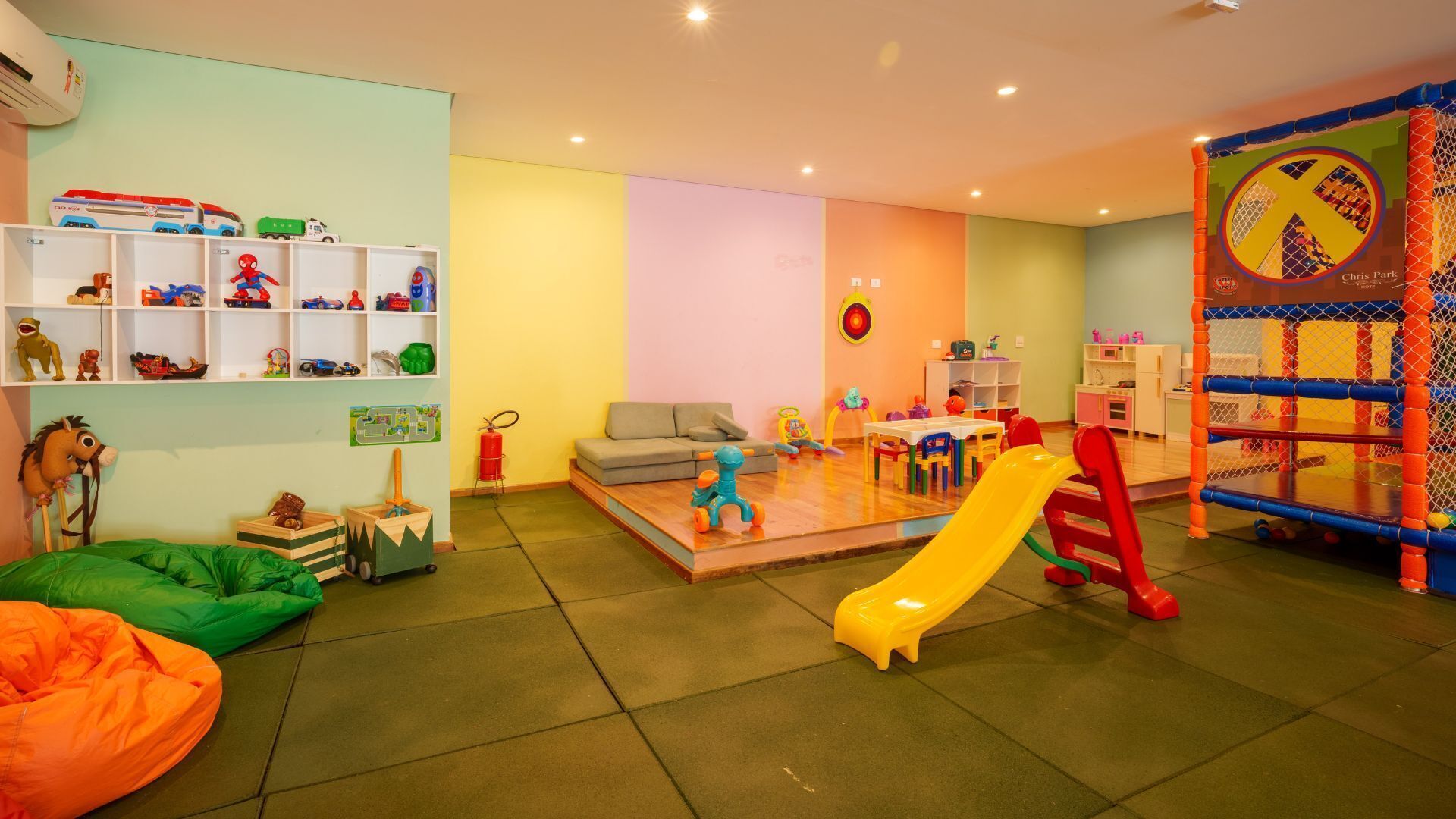 children’s play area – indoor