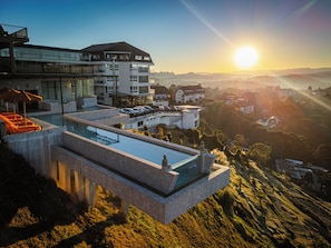 Couples treatment room(s), sauna, hot tub, steam room, hydrotherapy - Chris Wellness Resort Hotel (Campos do Jordão)