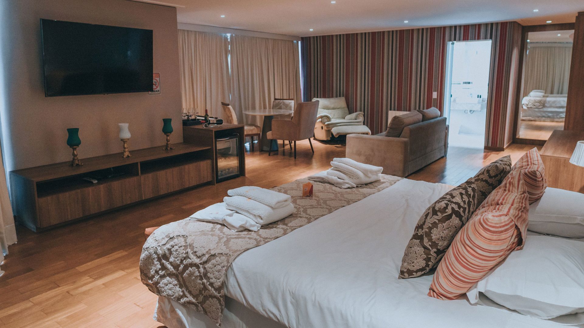 Minibar, blackout curtains, free WiFi, bed sheets