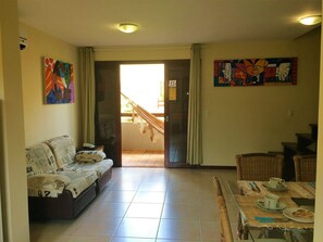 全景複式房屋, 2 間臥室, 向海 | 客廳 | 平面電視、收費電影