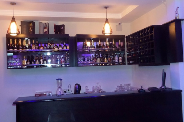 Bar (en la propiedad)