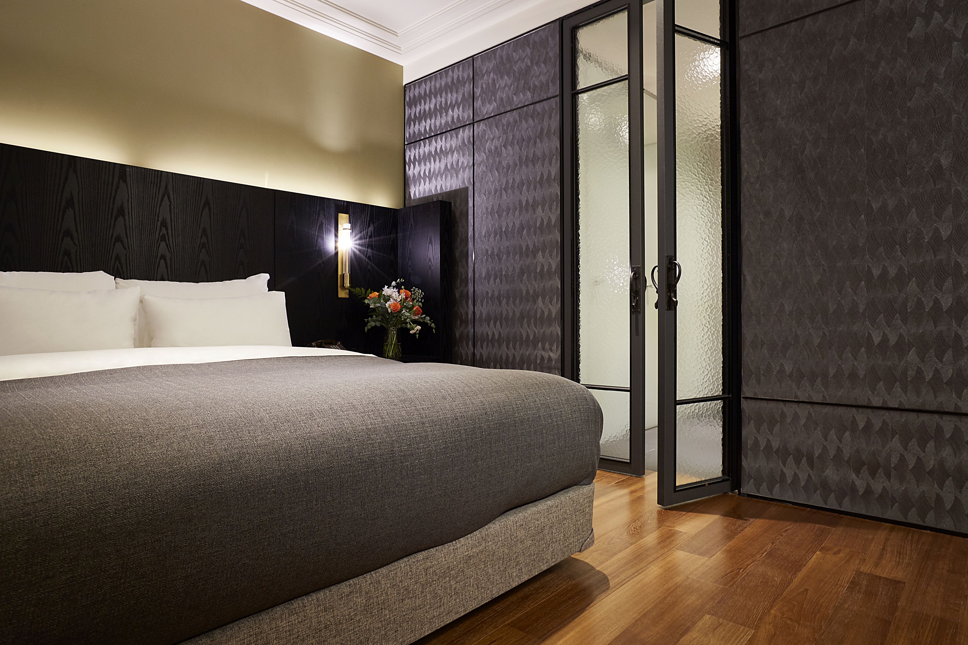 classic penthouse -terrace bathtub unavailable dec-mar,extra person fee collects on site more than 2 | premium bedding, free minibar, in-room safe, desk