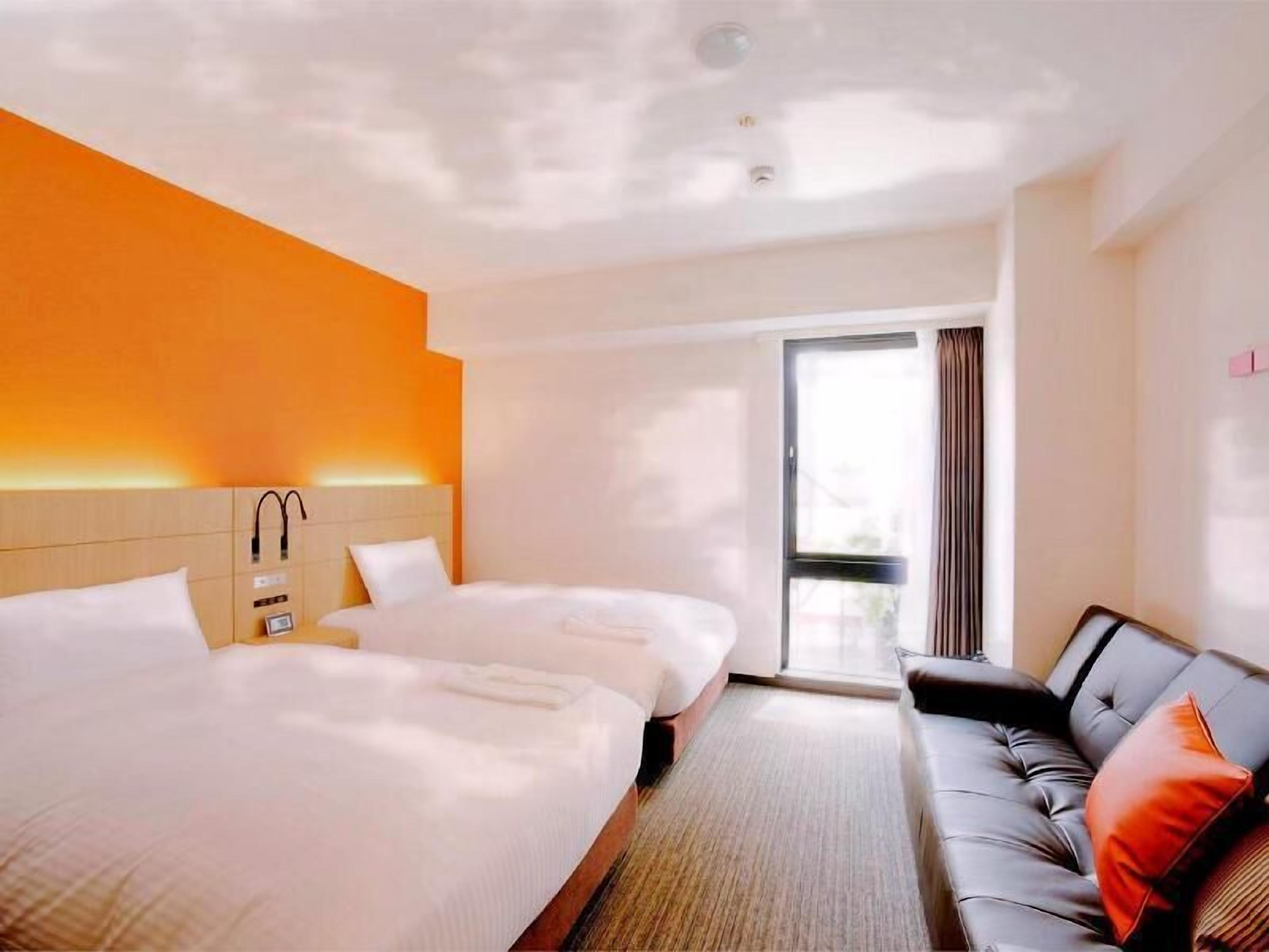 Premium bedding, soundproofing, iron/ironing board, free WiFi